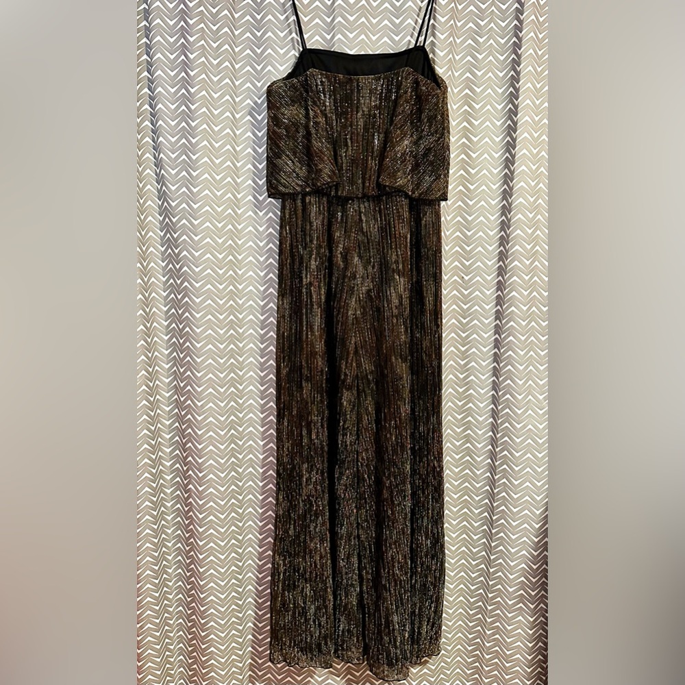 Lulus | Call to Attention Multi Metallic Camo Print Culotte Jumpsuit, size M - Picture 8 of 9